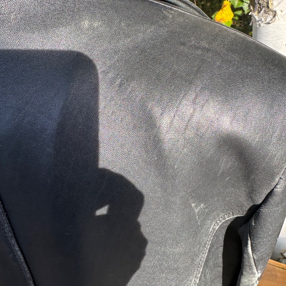 Y2K/90s Vintage DANIER Black Leather Coat | Structured Shoulders | Women's Sz M - Picture 4 of 15